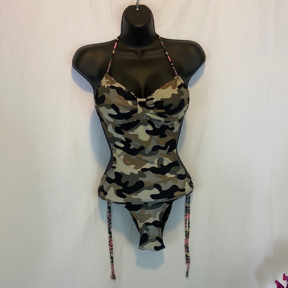 OP Camouflage Swimsuit One Piece Size Small - Picture 1 of 9